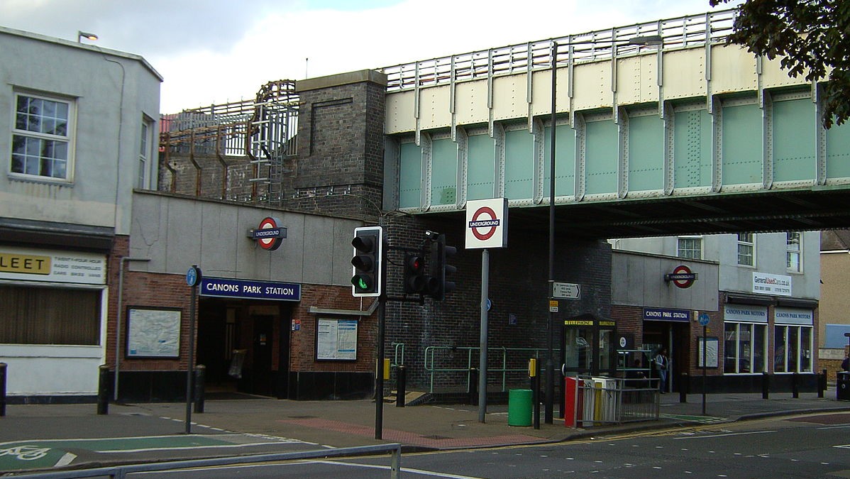 Station: Canons Park