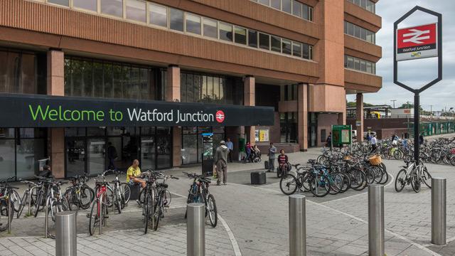 Station Watford Junction